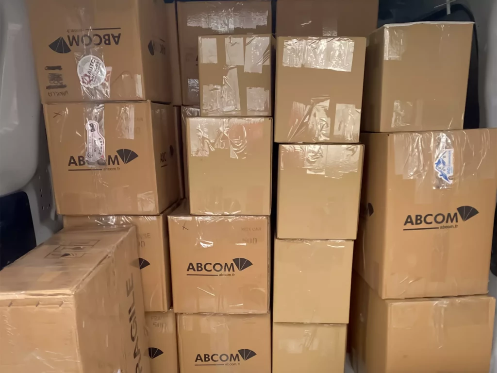 Colis-sent-bons_ABCOM